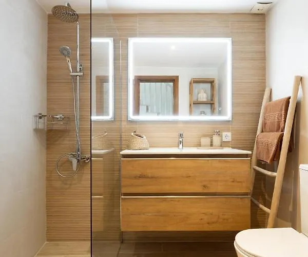 Case de vacanță Design House 150m From Vistas