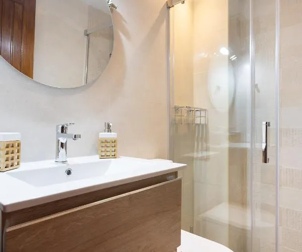 Case de vacanță Design House 150m From Vistas