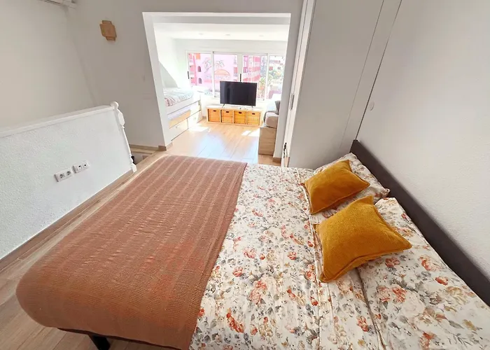 Design House 150m From Vistas Nyaraló